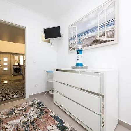 Dina House Appartement *