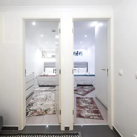 Dina House